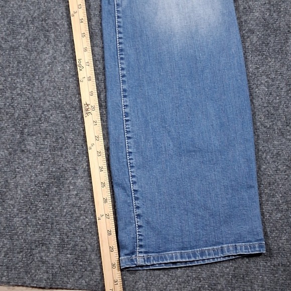 TORRID Jeans Womens 20R(40x30) Crop Boyfriend Stretch Jeans ‎ Mid Rise - Picture 7 of 15